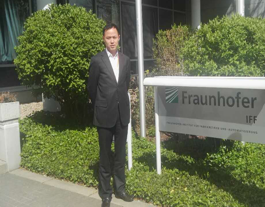 AG视讯生产总监张学荣先生